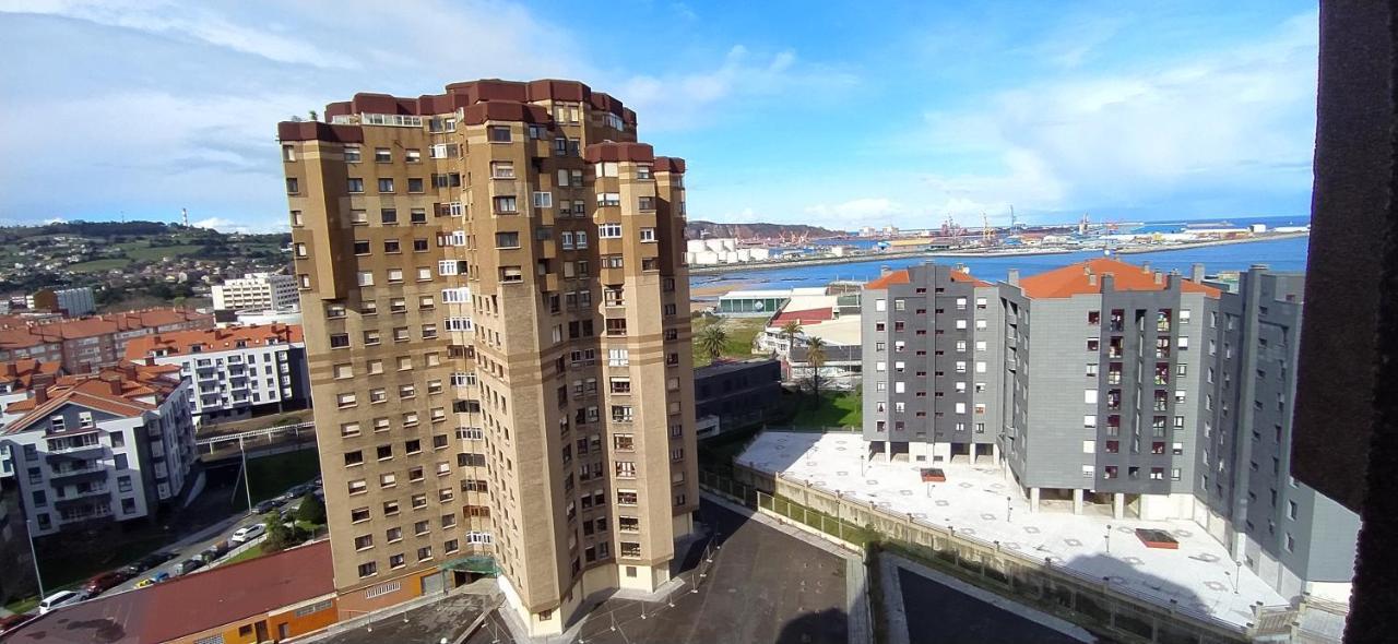 Alojamiento En Playa Del Arbeyal Gijón Eksteriør bilde
